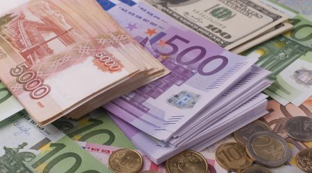 Rubl dollar və avro qarşısında çökdü - 5 faiz ucuzlaşma var