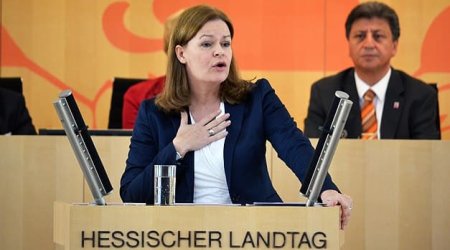 Ukraynadan olan qaçqınlar dərhal Aİ-də 3 ilə qədər müdafiə əldə edəcək