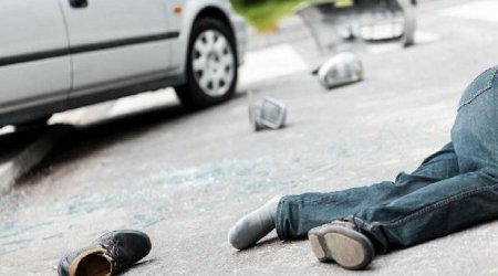 Bakıda avtomobilin vurduğu gənc öldü