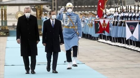 İsaak Hersoq: 