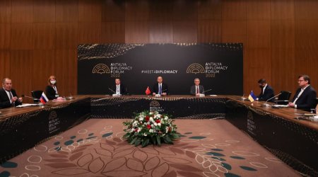 Rusiya və Ukrayna XİN başçılarının görüşü nəticəsiz başa çatdı - VİDEO