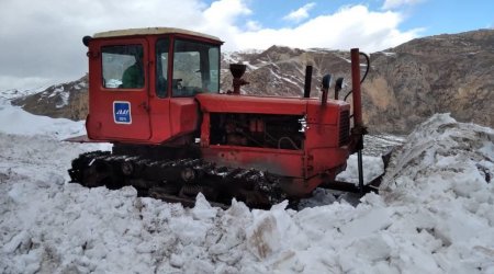 Turistlər qara görə Qubaya axın etdi, yollar təmizləndi – FOTO/VİDEO 