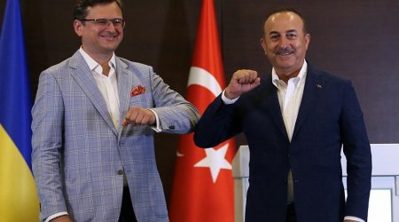 Çavuşoğlu ukraynalı həmkarı ilə TELEFONLA DANIŞDI