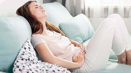 Qadının sidik kisəsindən stəkan çıxarıldı - İnanılmaz hadisə... / FOTO