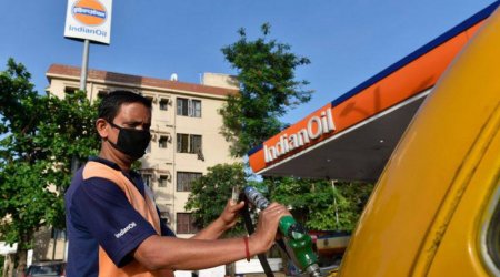 Ukrayna böhranı: Hindistan niyə Rusiyadan bu qədər çox neft alır? - ARAŞDIRMA