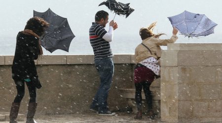 Bakıda güclü külək nə vaxta qədər davam edəcək? – FAKTİKİ HAVA