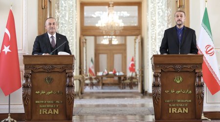 Türkiyə və İran xarici işlər nazirləri TELEFONLA DANIŞDI