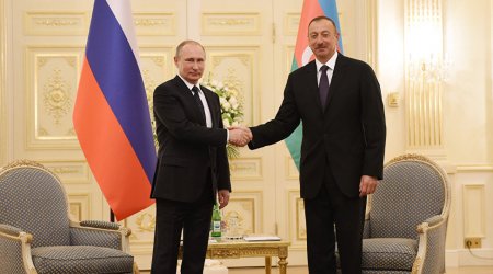 Putin İlham Əliyevi təbrik etdi