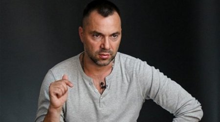 Arestoviç Zelenskinin müharibə ilə bağlı planlarını açıqladı – VİDEO