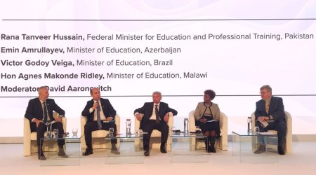 Emin Əmrullayev Dünya Təhsil Forumunda milli təhsilimizdən DANIŞDI
