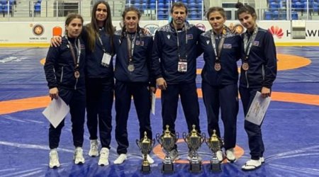 Qadın güləşçilərimiz Qazaxıstanda 4 medal qazandı