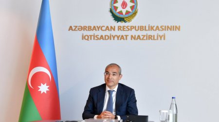 İqtisadiyyat Nazirliyi ilə AYİB arasında memorandum imzalandı