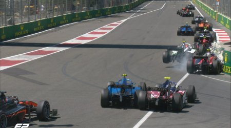 Bakıda “Formula-2” bolidi yanıb