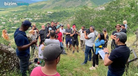 Dünya şöhrətli səyyahlar Azıx mağarasında - FOTO