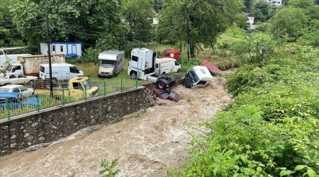 Türkiyədə daşqın: 20 fərdi evdən sakinlər təxliyə edildi