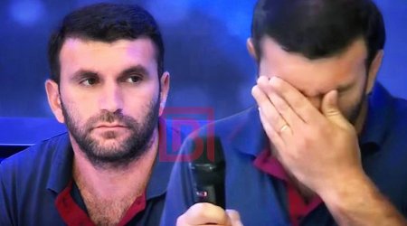 Azərbaycanda ər studiyada ağlayaraq arvadının axtarışına çıxdı - VİDEO