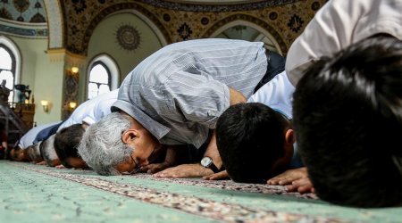 Azərbaycanda bayram namazı qılındı