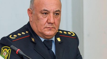 Vaqif Əsədov media nümayəndələrini təbrik etdi