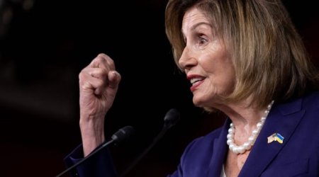 Pelosi Tayvana doğru uçur - Böyük müharibə hər an başlaya bilər - VİDEO