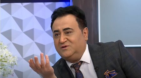 Elgiz Əkbər: “Üç tələbə bir kartofu yeyirdik” – VİDEO 