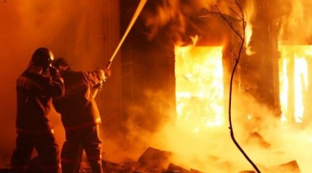 Cəlilabadda yanğın başladı