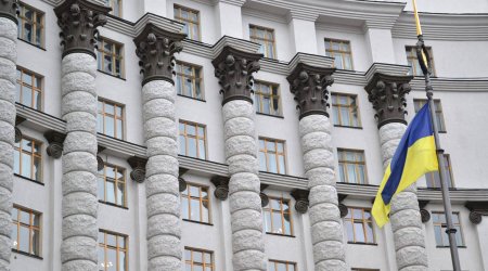 Ukrayna hökumətindən Putinin qızlarına SANKSİYA