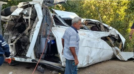 Lerikdə turist avtobusu qəzaya düşdü - 5 ölü, 10 yaralı var