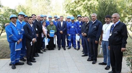 Baş direktor çilingərlərə belə təşəkkür etdi - FOTO