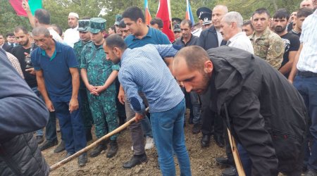 Xaçmaz şəhidi son mənzilə yola salındı – FOTO  