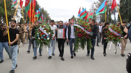 Gəncə şəhidləri böyük izdihamla dəfn olundu – FOTO