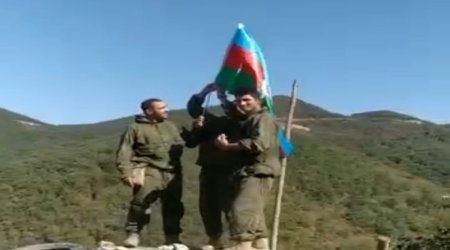 Daha bir strateji yüksəklikdə Azərbaycan bayrağı dalğalanır - VİDEO