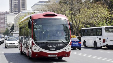 Bakıda 206 marşrut avtobusu GECİKİR