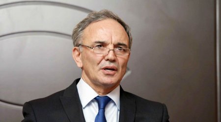 Əflatun Amaşov Prezidentin fəxri diplomu ilə təltif edildi