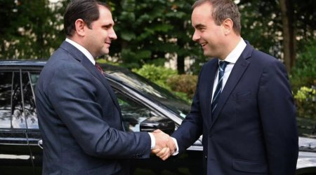 Fransa və Ermənistan nazirləri sərhəddəki vəziyyəti müzakirə ediblər