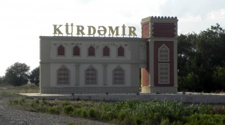 Kürdəmirdə DƏHŞƏT - Kişi arvadına 20 bıçaq zərbəsi vurub