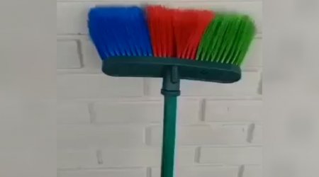 Bayrağımızın rənglərinə boyanmış süpürgə satışı ilə bağlı RƏSMİ AÇIQLAMA - YENİLƏNİB
