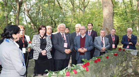 Abdulla Gülün ziyarət etdiyi Qaxdakı məkanda Yunus Əmrə anıldı - FOTO 