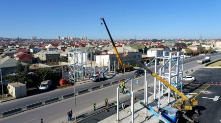 Xocəsən-Lökbatan avtomobil yolunda yerüstü piyada keçidi inşa olunur - FOTO