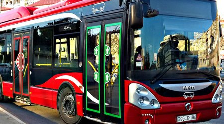 Bakıda 128 avtobus tıxacda qaldı