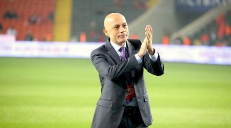 Cüneyt Çakır son oyununa çıxdı