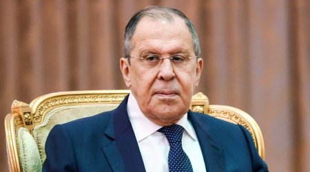 Lavrov İrəvanda fotoqrafa irad tutdu: “Sizin işiniz şəkil çəkməkdir, yol göstərmək yox” – VİDEO