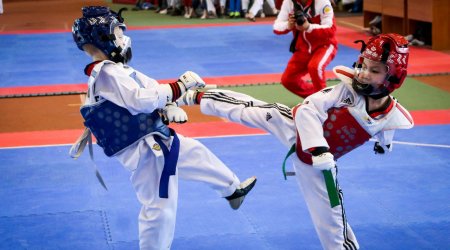 Taekvondoçularımız Avropa çempionatının ilk günündə 2 medal qazanıb