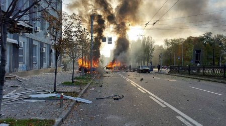 Donetsk BU DƏQİQƏLƏRDƏ: Partlayış səslərinin eşidildiyi şəhərdən GÖRÜNTÜLƏR