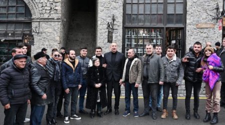 Prezident və birinci xanım Şəkidə sakinlərlə görüşüb - FOTO 