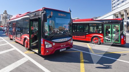 Bakıda 168 marşrut avtobusu GECİKİR