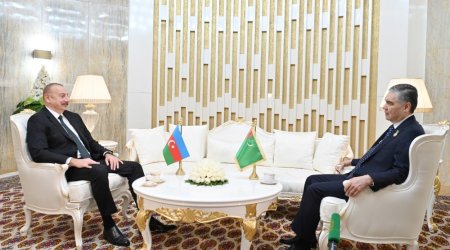 İlham Əliyev Türkmənistan Parlamenti Xalq Məsləhətinin sədri ilə görüşdü - VİDEO