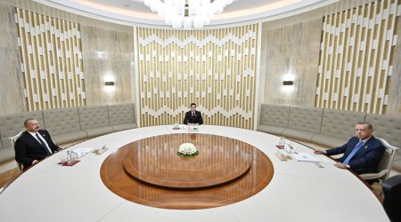 Azərbaycan, Türkiyə və Türkmənistan prezidentlərinin məhdud tərkibdə görüşü keçirilib - FOTO-VİDEO