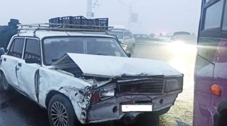 İrəvanda körpünün üstündə 27 avtomobil toqquşdu – VİDEO