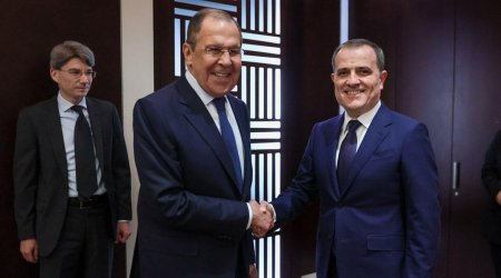 Ceyhun Bayramovu Moskvaya aparan SƏBƏB nədir? – Müzakirədən KƏNAR  