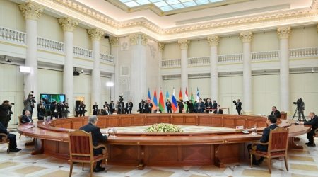 İlham Əliyev MDB dövlət başçılarının qeyri-rəsmi naharında İŞTİRAK ETDİ 